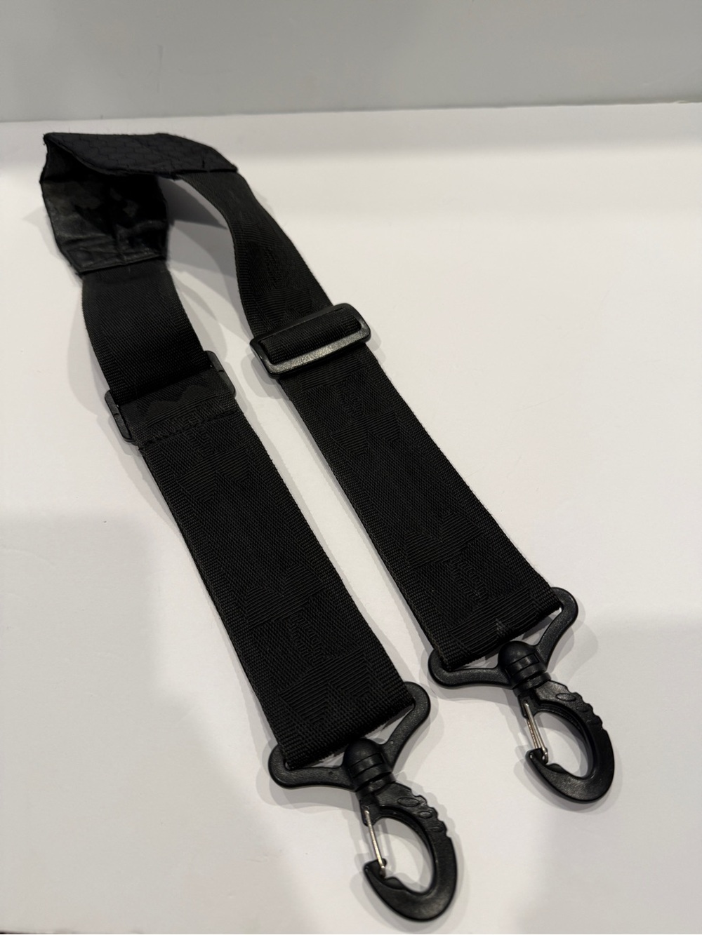 Under Armour Black Adjustable Shoulder Strap for Laptop Bags